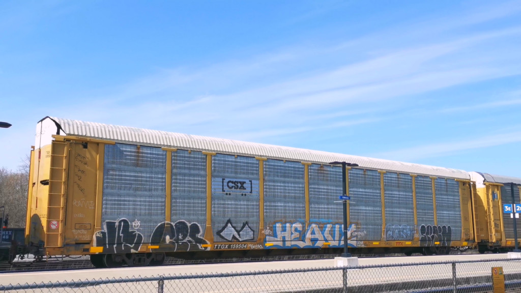 CSX B4845 (Body) TTGX 159504 (Flat)